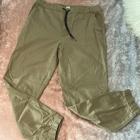 Urban Pipeline Joggers Khaki Size M 